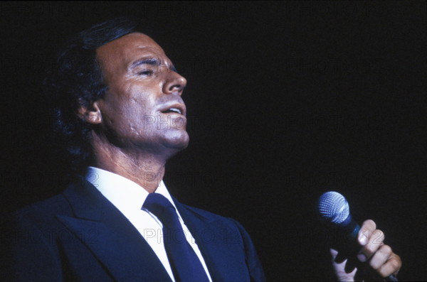 Julio Iglesias in Hamburg 1984.