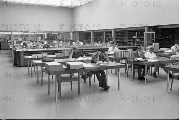 Schweizerische Landesbibliothek Bern, 1972.