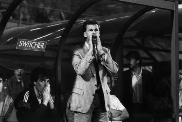 Ringier Dokumentation Bild an Hr. Hohns / Bild Sport, Ottmar Hitzfeld, Trainer Grasshoppers, 1991.