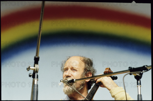 Franz Hohler at the demonstration for the woods in Berne, 1984.