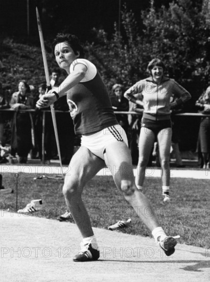 Regula Egger 1976.
