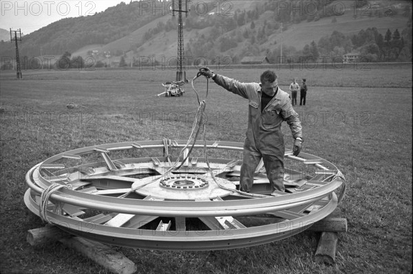 Constructing the Brisen chair lift, 1964.