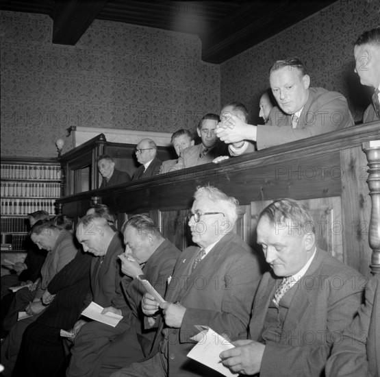 Mise des vins de la ville de Lausanne, wine auction, 1955.
