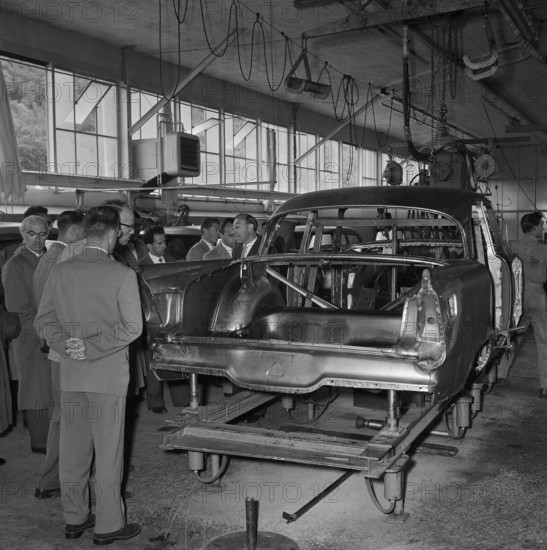 Journalists visiting Assembly shop; coachwork; 1956.