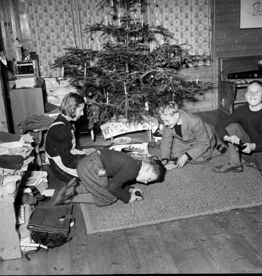 Christmas, Pestalozzi children's village Trogen; 1950.