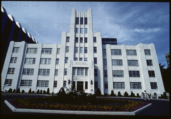 Building of the parmaceutical industry Roche, New Jersey 1986.