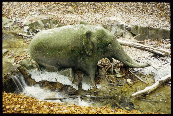 Stone elephant in Elephant stream, Witikon.
