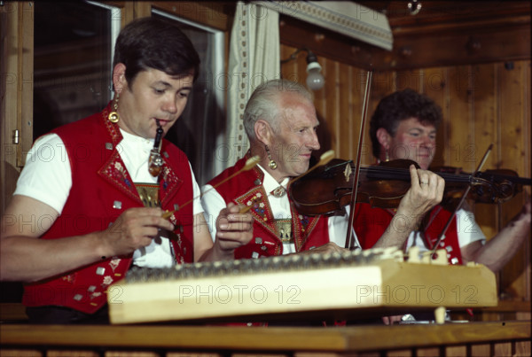 Appenzeller Streichmusik Alder 1982.