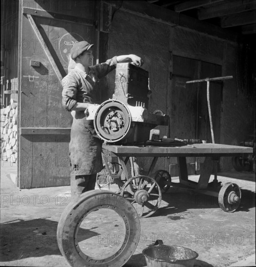 Recycling parts of used cars; 1941.