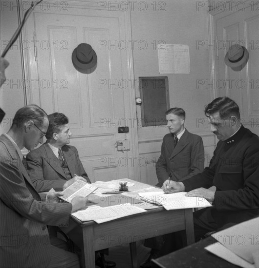 Final examination of the apprenticeship at the SBB, Uster 1942.