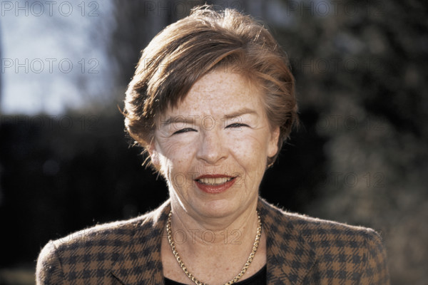 Annet Gosztonyi.