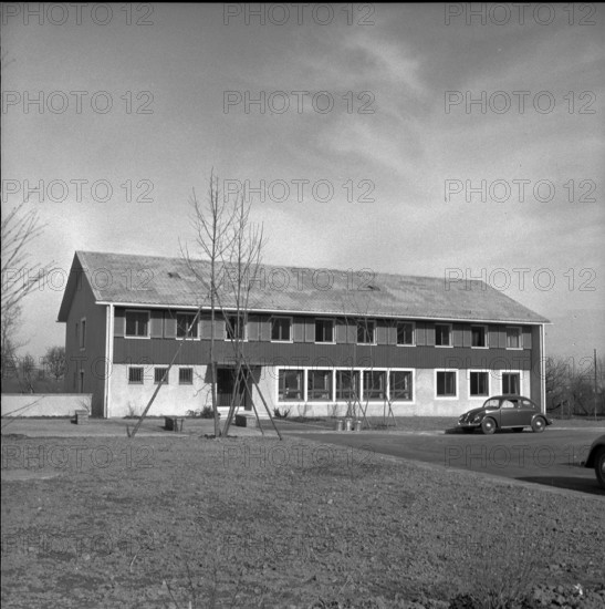 Youth centre Gfellergut in Zurich, 1957.