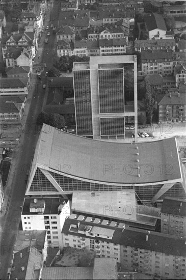 Bienne, the new built congress hall; 1965.