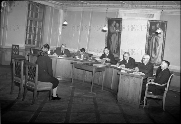 Workers, accused after going on strike; 1947.