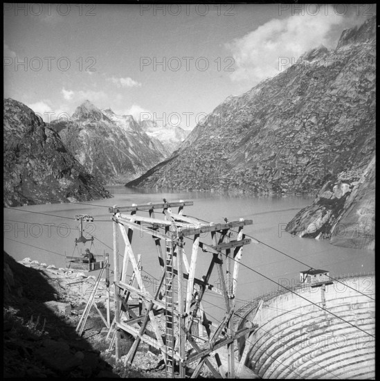 Wooden cableway pylon at the Lake Grimsel dam 1950.