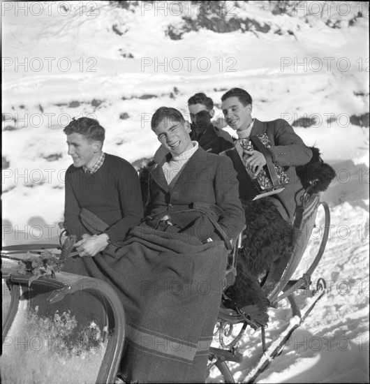 Sleigh ride on the first day of 1942.