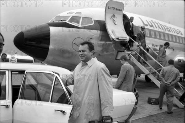 Eduard Zimmermann in Zurich-Kloten 1969.