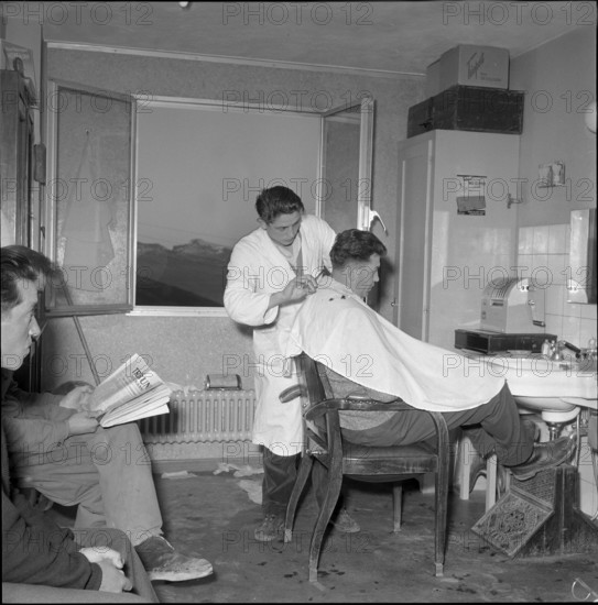 Grande Dixence, hairdresser 1957.