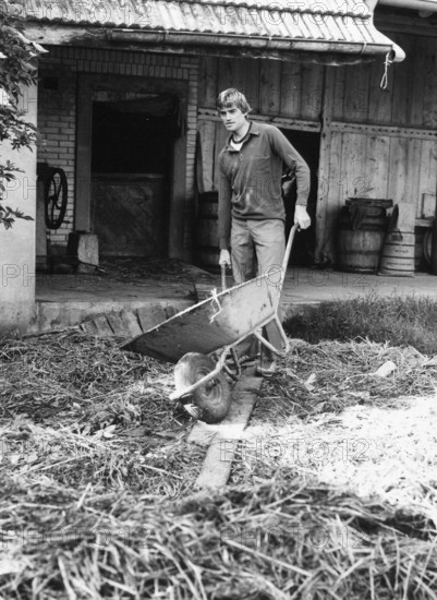 Urs Zimmermann at home, 1984.