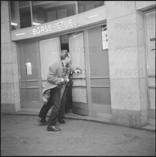 Entrance of restaurant Börse, Zurich 1958