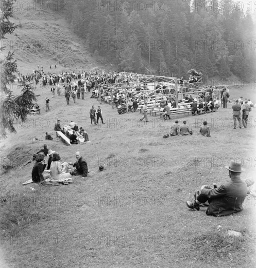 Public festival in the Emmental, in 1942