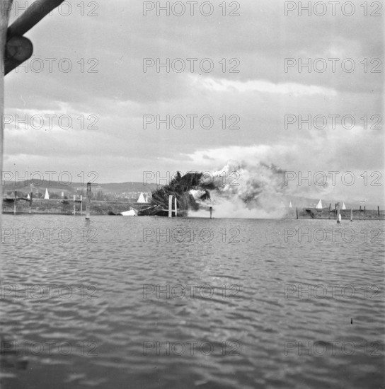 Zurich: Sechseläuten 1944 in the Enge