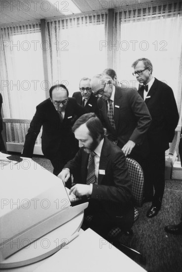 Kurt Fugler, Fridolin Luchsinger: inauguration of Ringier's headquarters in Zurich 1978