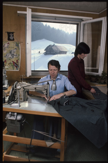Home work production of military equipment 1982