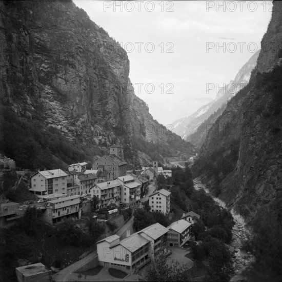 Gondo; 1967