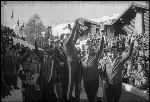 Bob racing WC in St Moritz 1974: Double bobsleigh winners ceremony