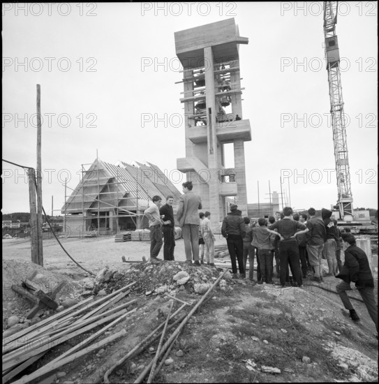 Church of Effretikon under construction 1960