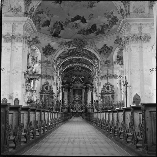 Monastery church St. Gallen, nave 1940