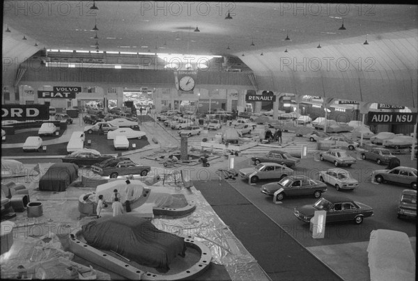 42nd Geneva International Motor Show, 1972: general view