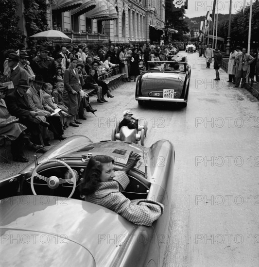 4th International Car Beauty Contest 1948