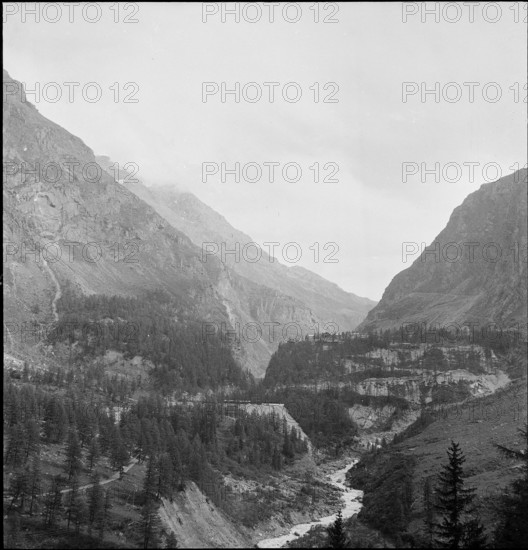 Building site Mauvoisin power station 1953
