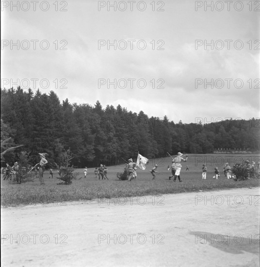 Marksman game at the children's party in Zofingen 1946