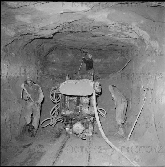 Tunnel construction, Rheinau power station 1953