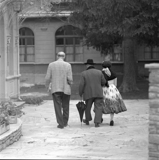Josef Szigeti, Pablo Casals and his future wife Martita Montanez, 1956