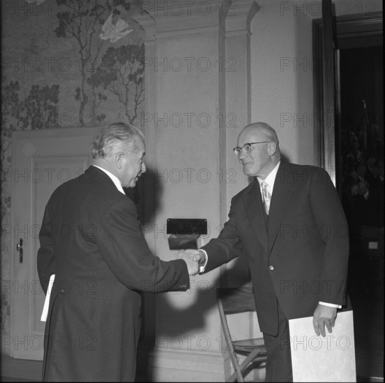 Ludwig Bertele receiving honorary doctorate from ETH Zurich in 1958