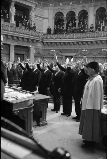 Members of Federal Council, swearing-in after re-election; 1963