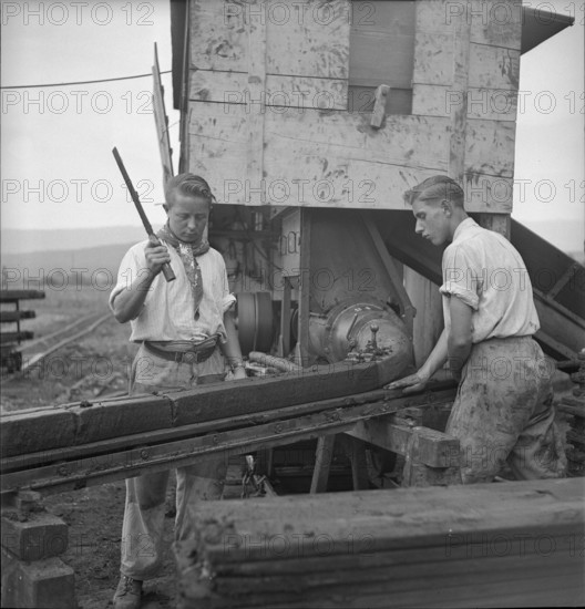 Peat extraction near Ins 1942