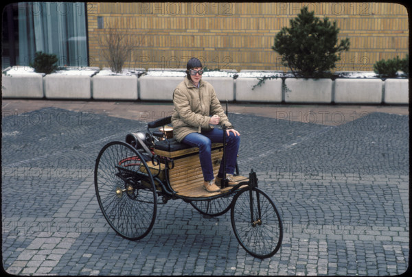 Mercedes patent motor car, Geneve 1983