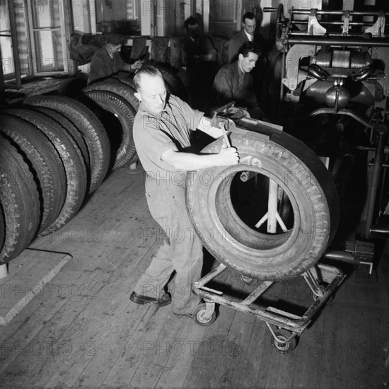 Vulcanizing of Tires; 1955
