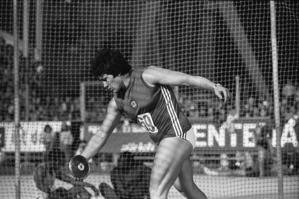 Athletics meeting of Zurich 1975: Faina Melnik