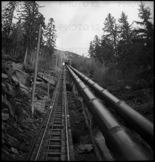 Pressurized water pipeline, Barberine power station 1950