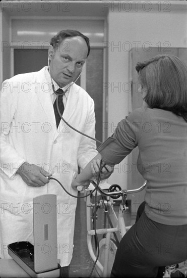 Dr. Kurt Biener, 1974
