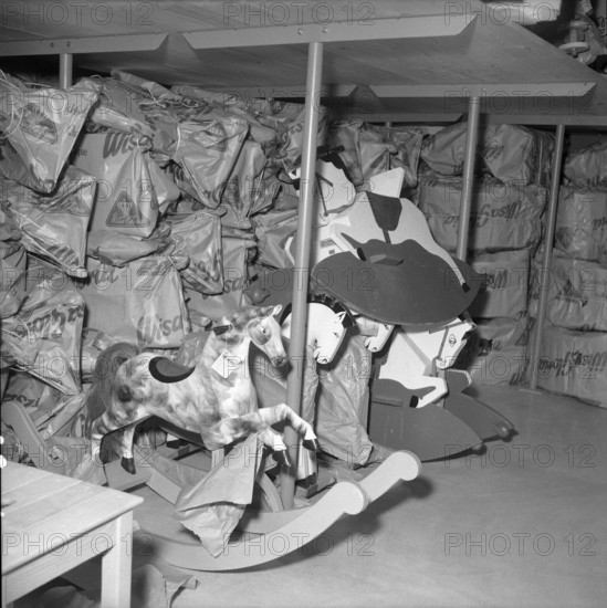 Rocking Horses, 1955