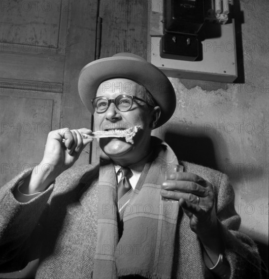 Lausanne"", wine auction, tasting with cheese, 1954