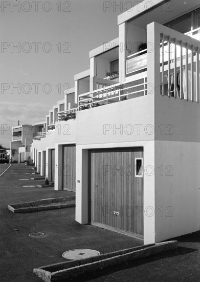 Hegnau ZH: terraced housing estate; 1967