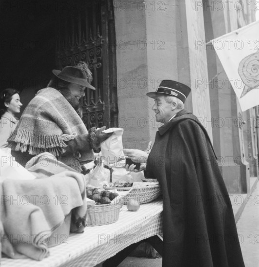 Street trading in Basel; relief programs for children; 1941
